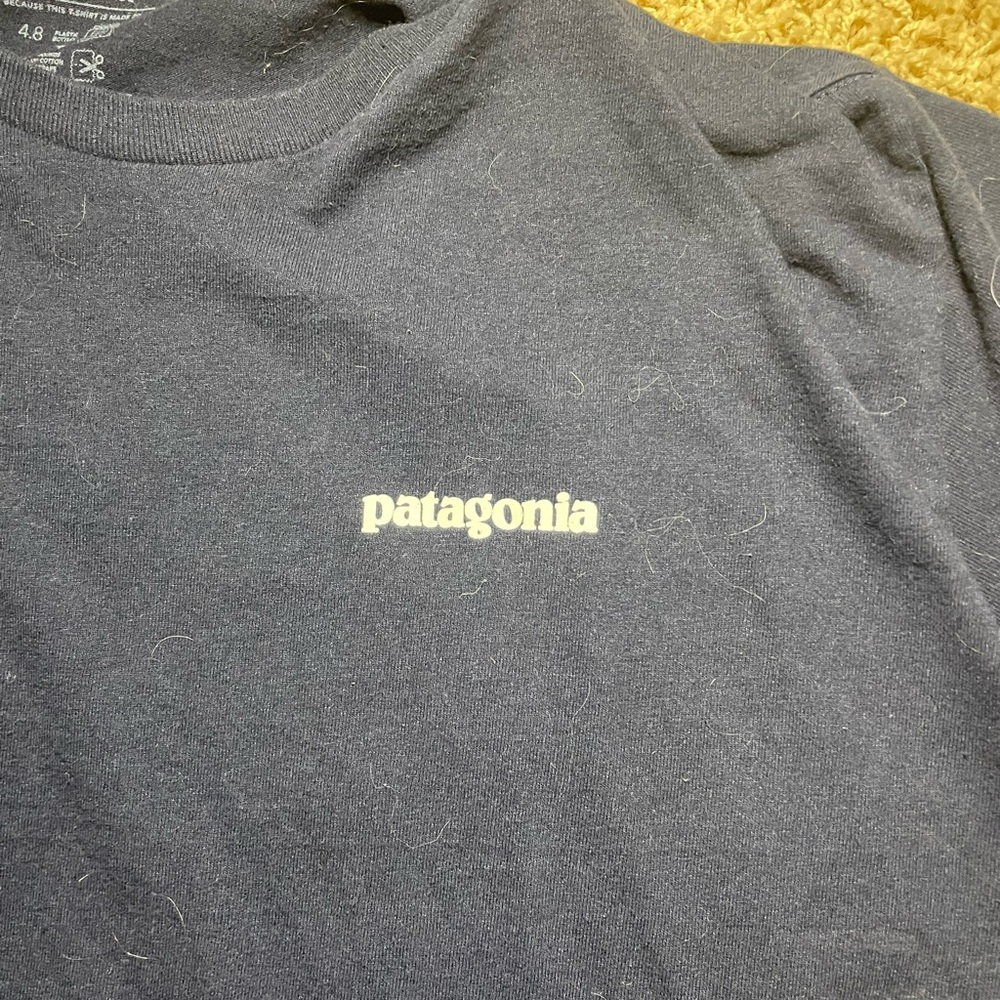 Patagonia Men's Navy Blue Short Sleeve T-Shirt Size Large - Picture 3 of 4